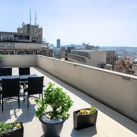 Rooftop Отель 4*